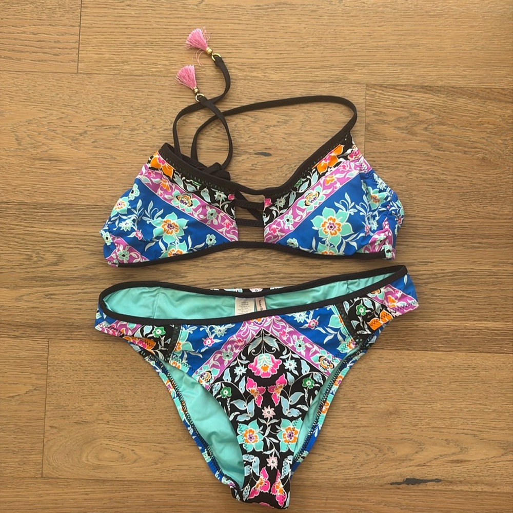 Nanette Lepore bikini size small